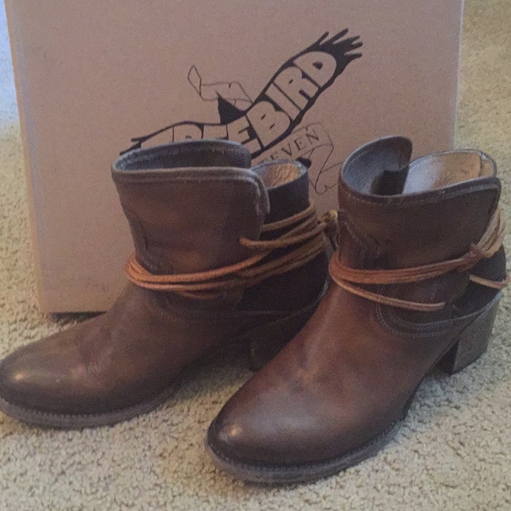 Freebird booties!